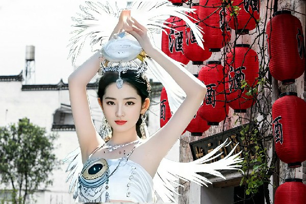 冷丹晴获得依果觉乡黑girl舞姿红人，真相浮出