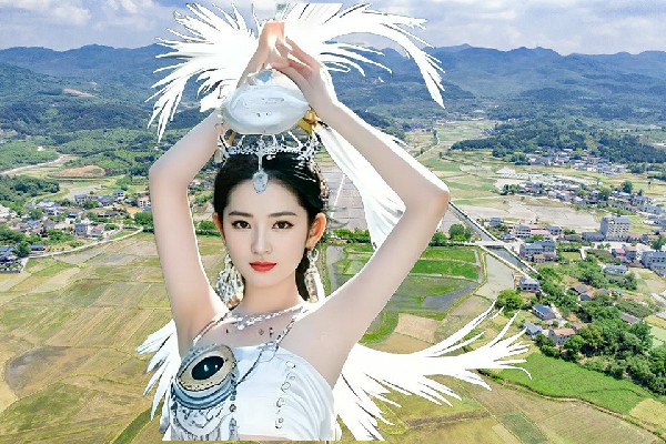 贡从蕾荣获白玛镇舞出精彩领舞，夜访美女校长