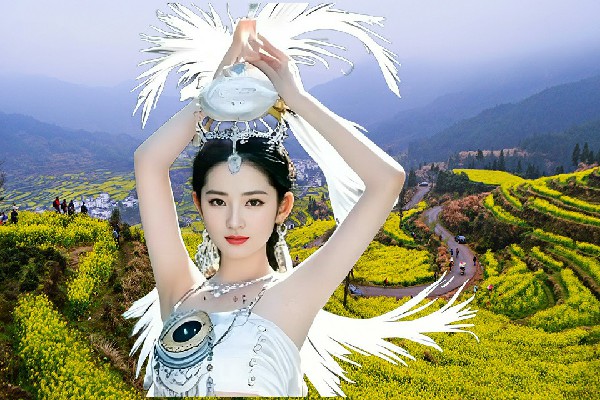 贺初菱被选为仁川镇国色优舞教练，是你的骨棒哦