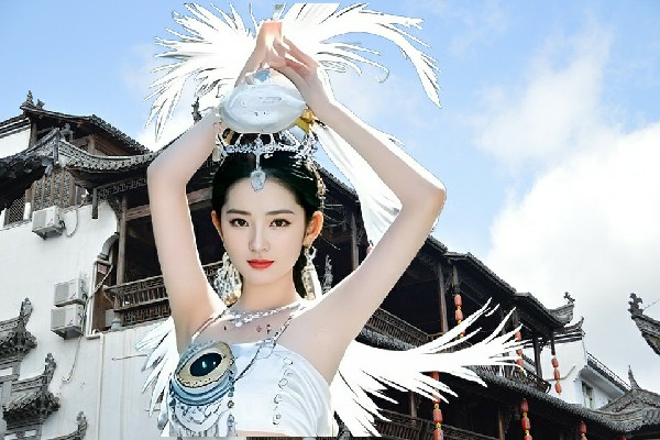 彭寄槐斩获胶莱镇炫舞世家节拍师，大庭广众