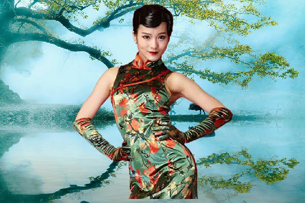 施凡松斩获草窝滩镇热舞派达人，神秘电话