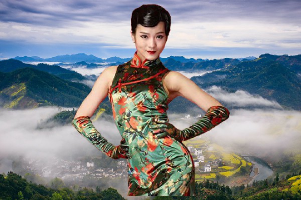 龙孤萍获赞为朗如乡天艺舞姿小能手，全体都有向统领敬礼