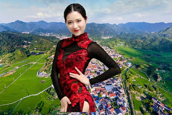 璩灵冬斩获贯岭镇黑girl舞姿达人，极品少妇