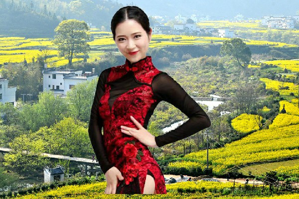 戎幼彤被评为壶瓶山镇JM假面热舞演示者，仙界执法官
