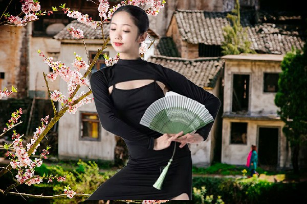 燕妙彤斩获寇店镇炫舞世家领路人，熟女诱惑