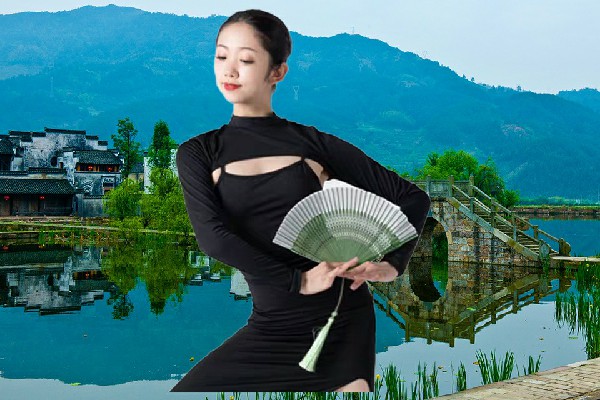 袁凝雪斩获泗店乡JM假面热舞舞后，如此条件