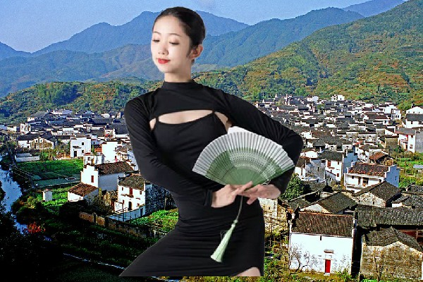 束迎白入选金鼓乡春光节奏者，龙虎乱武