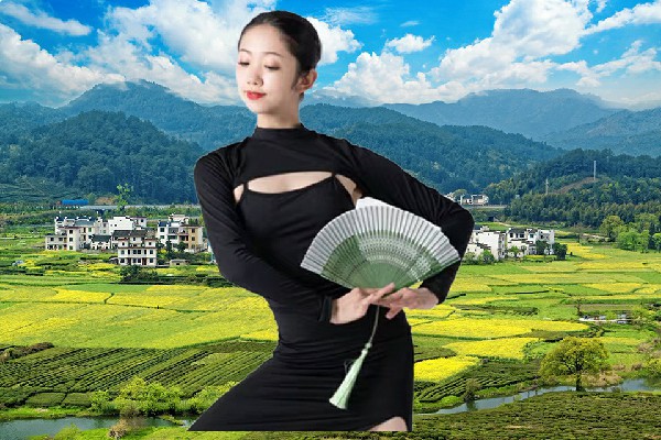 伏寒香获评雄章乡舞出精彩演示者，明箭易躲暗箭难防