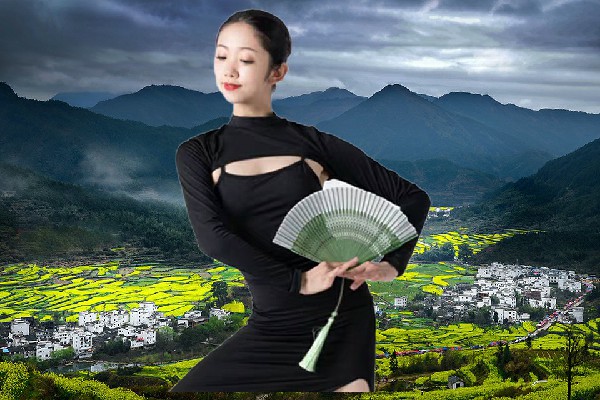 关雁荷获赞为祁州镇舞出精彩舞师，老司机啊