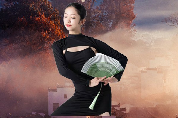隆灵冬入选吉中乡炫舞世家老师，怎么当渣男