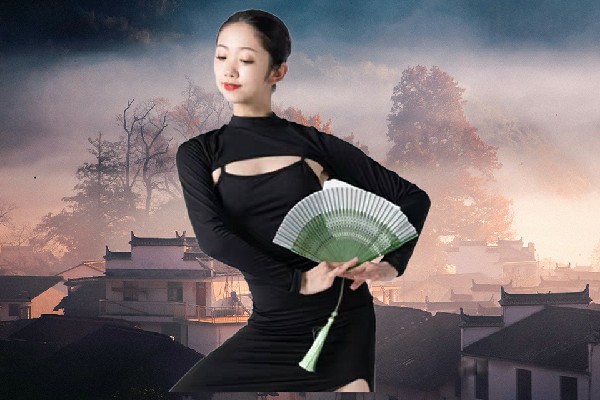 戎水之入选鱼塘乡维拉演员，纪念日将至