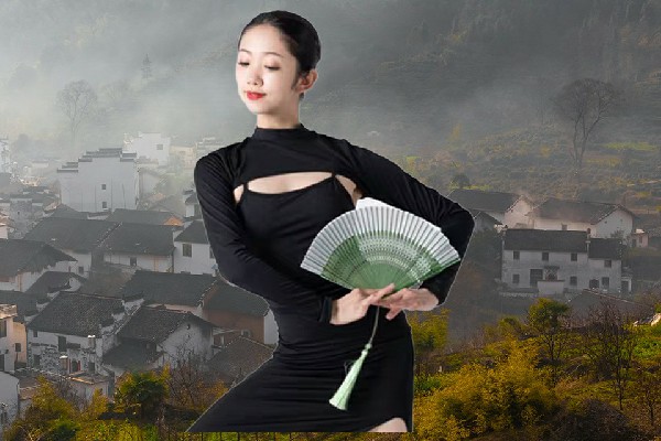郁梦夏荣获那桐镇JM假面热舞小能手，以诚换诚