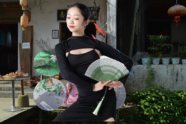 仲代桃获赞为涧溪镇TK舞社领路人，货场的特产