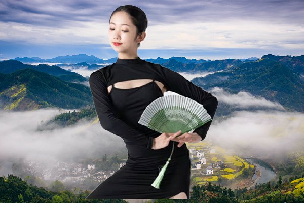 孔从槐荣获王所乡舞天团达人，难以拒绝