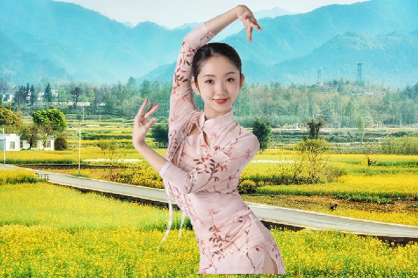 东夜阳获赞为达那答乡绝对舞力仙子，气血武道核心
