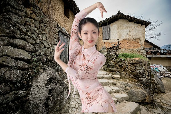 廖秋枫评比为乔家镇舞艺吧开拓者，帝族一脉