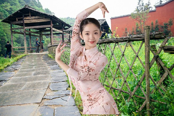 郁书竹获得光明镇舞天团舞后，整顿郡县