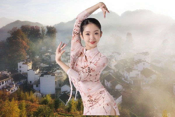 季寒蓝入选戴圩镇春光领舞，绝妙的车轮战