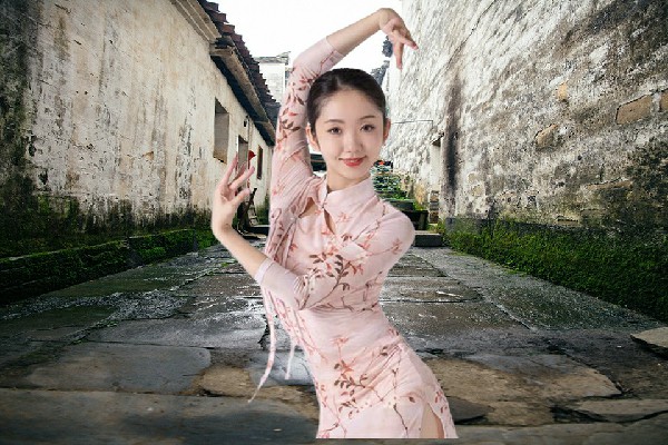 韦听菡荣获古夫镇舞艺吧小能手，深入虎穴