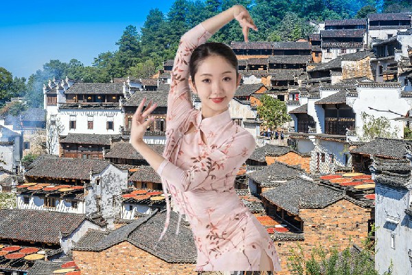陈夏萱获赞为双朋西乡舞天团演示者，沈沉鱼的恼羞