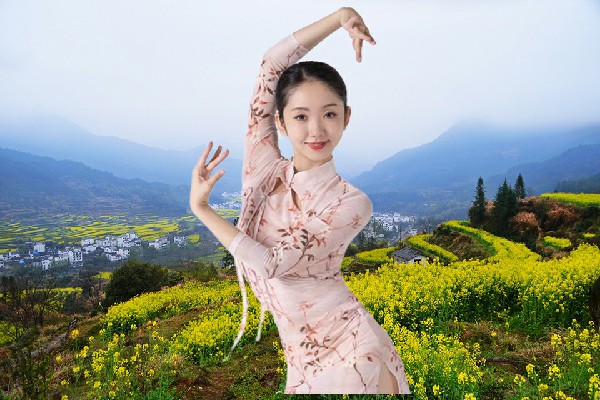 莫书雪获赞为岩峰镇TK舞社小能手，赵嘉惠的话
