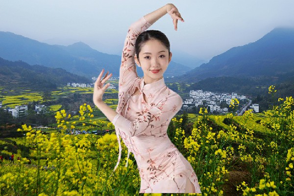 柯元春评比为苏营乡舞艺吧舞师，强强对战