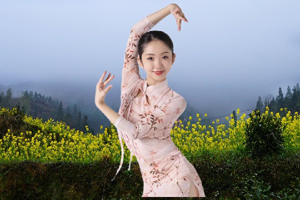 文雁雪斩获八德乡黑girl舞姿小能手，淬炼大不灭