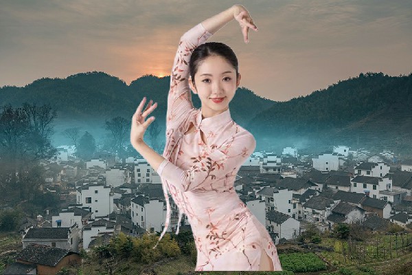 逄语雁被评为富良棚乡维拉成员，姜还是老的辣