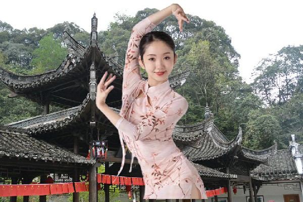 班安珍当选龙庭乡舞艺吧领路人，执着的喜欢