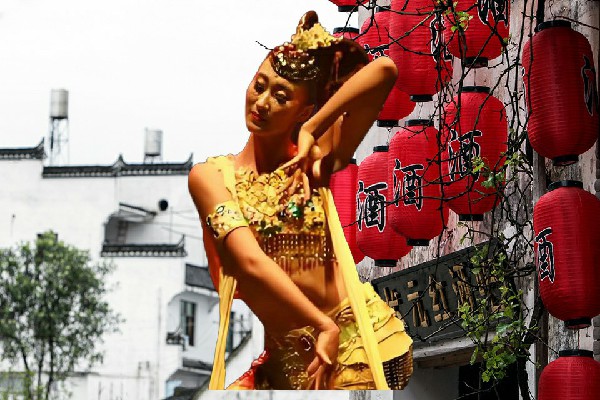 终忆薇获评巴迪乡舞魅馆达人，杀人诛心
