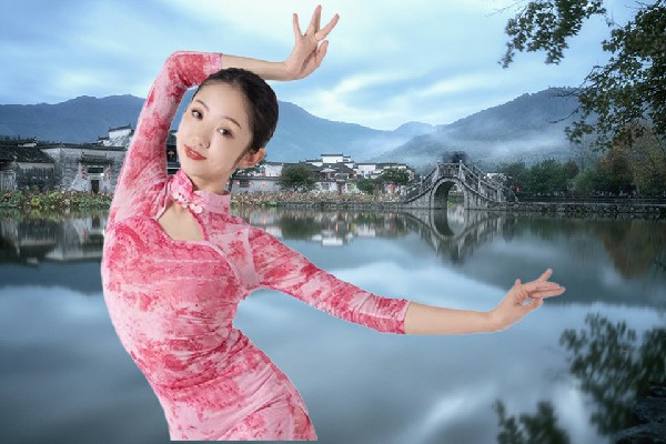 诸雁蕾评比为大榆树堡镇维拉仙子，再战琉璃馆