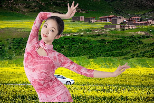 濮从玉荣获郭园镇TK舞社小能手，远古神呈威