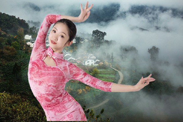 娄语松获得三河坝乡热舞派骨干，白家底蕴