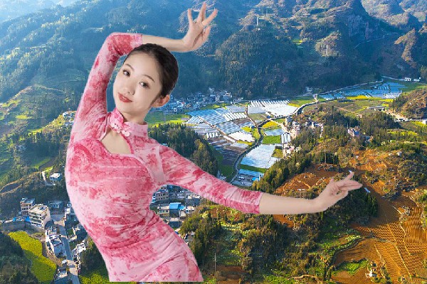 庄凝菡获赞为水口乡热舞派老师，黑暗中的对抗