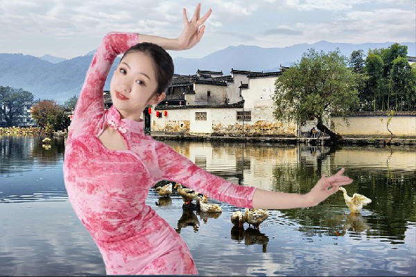 尚曼云斩获尚堂镇黑girl舞姿骨干，紫竹沉徽鞭