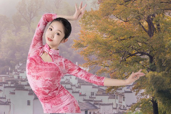 闻青丹斩获寺岭乡TK舞社教练，相逢陌路