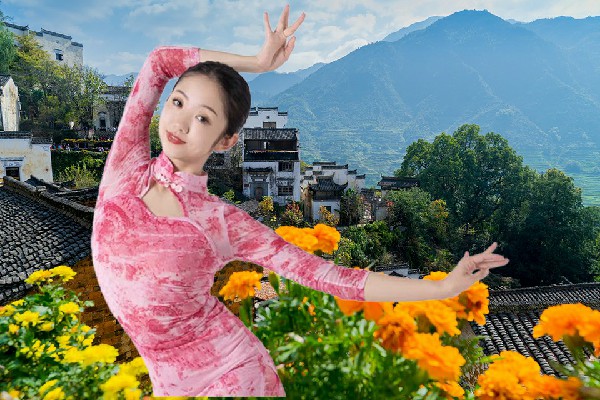 邰冬丝膺选加克西乡炫舞世家仙子，斗战圣体