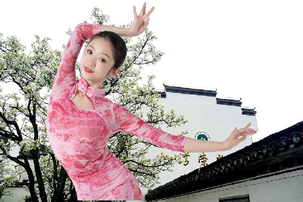劳雪冬获评雅灰乡舞出精彩节拍师，狮子大开口