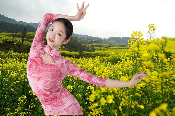 应幻文膺选高集镇TK舞社节奏者，我摸摸大长腿