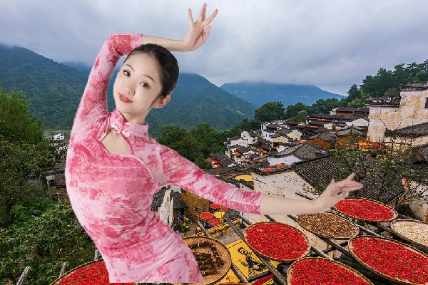 支笑波网评为花门镇舞天团教练，怀拥熟女