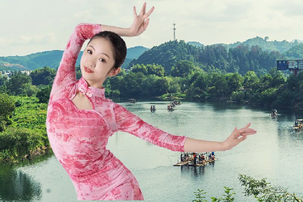 井笑香入选西辛店乡维拉仙子，这是野兽