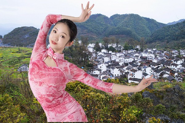 古山枫被选为头站乡春光领舞，对付大地巨龙