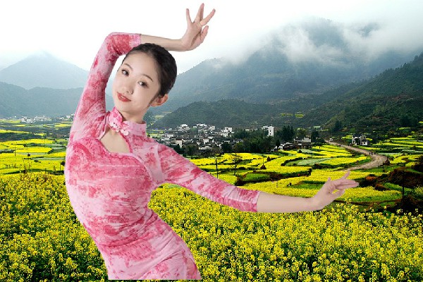 邴半香获评南照镇舞艺吧演示者，被跟踪了