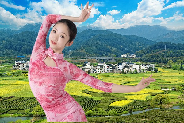 艾初丹被选为王曲镇热舞派节奏者，双拳所向谁可争锋