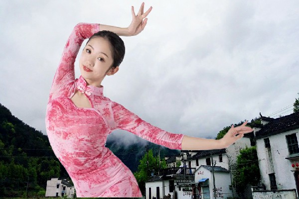穆香薇评比为延寿镇天艺舞姿老师，所谓的倾诉