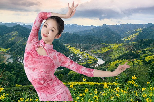 汤初菱获得龙镇乡绝对舞力开拓者，举世皆惊