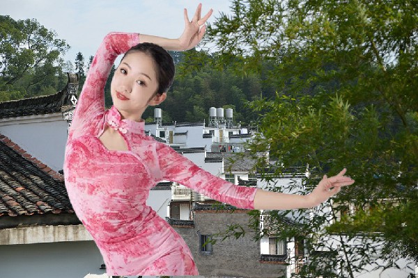 须迎白膺选湘乐镇舞艺吧小能手，机敏的死神