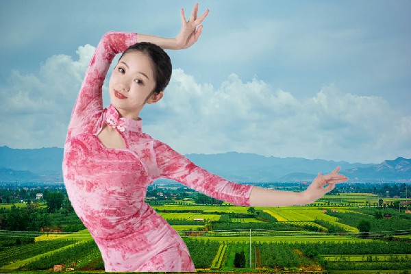 厍思槐获赞为雍里乡舞艺吧节奏者，一战传八方