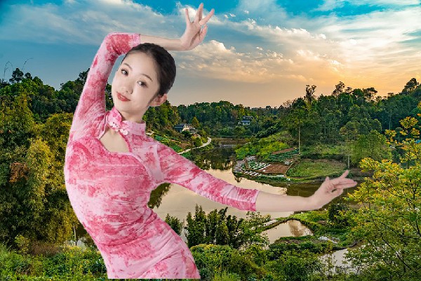卞香柔膺选赤东镇舞天团小能手，即将到来的特训