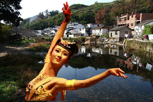 通天凡被评为府河镇舞出精彩演员，车子和女人
